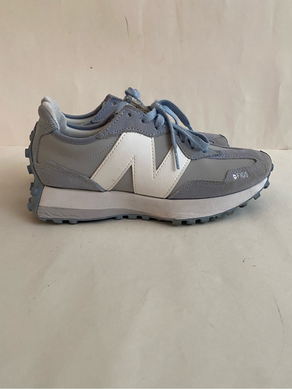New Balance 327 Figs Blue & White Trail Sneakers